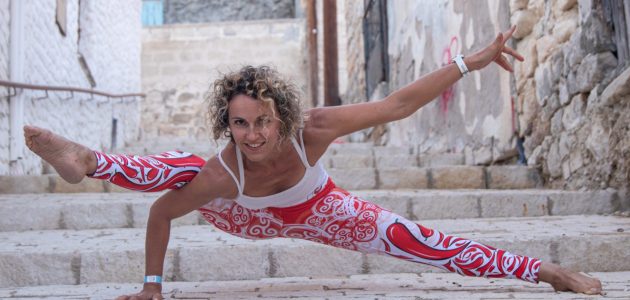 Explore your Limits Through Open Twists – Power Yoga Class
